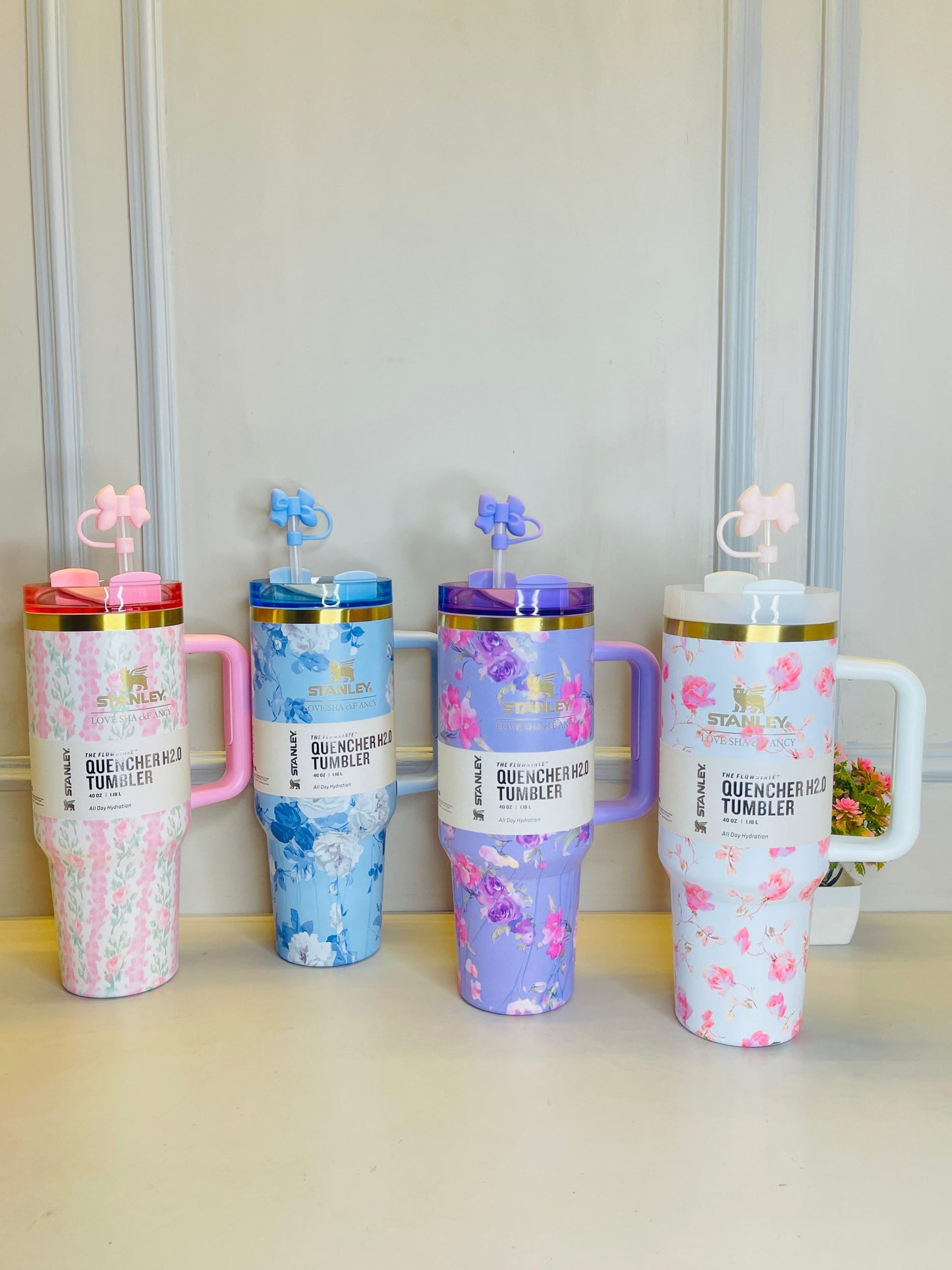 Stanley Quencher H2.0 FlowState Tumbler – Love Shack Special Edition